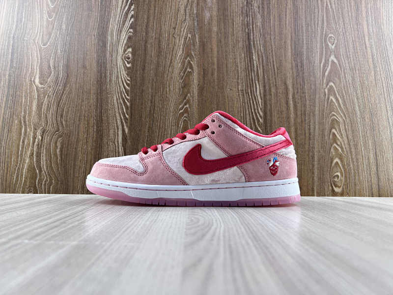 NIKE DUNK (179)