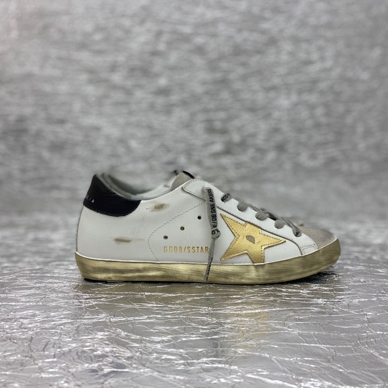 GOLDEN GOOSE SHOES (1964)