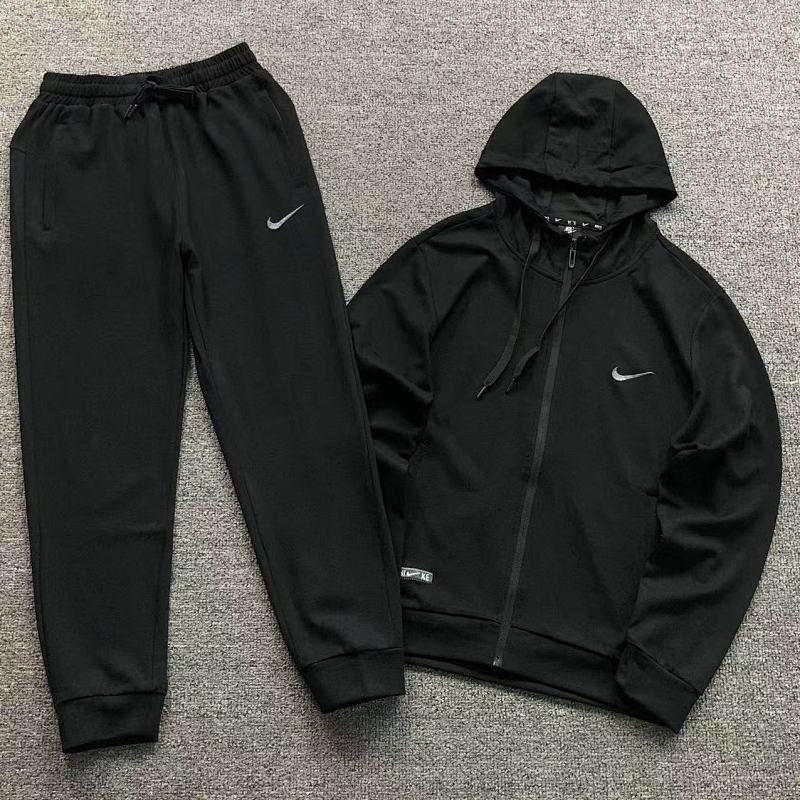 NIKE HOODIES (100)