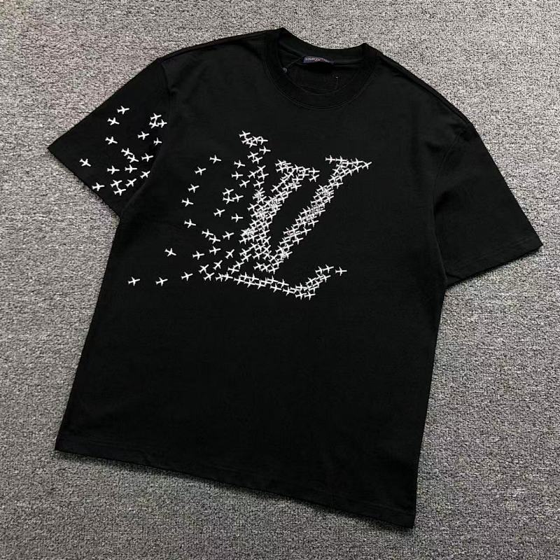 LOUIS VUITTON TSHIRTS (182)
