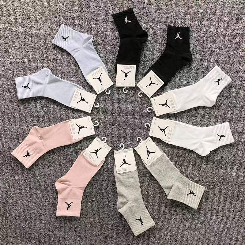 JORDAN SOCKS (5)