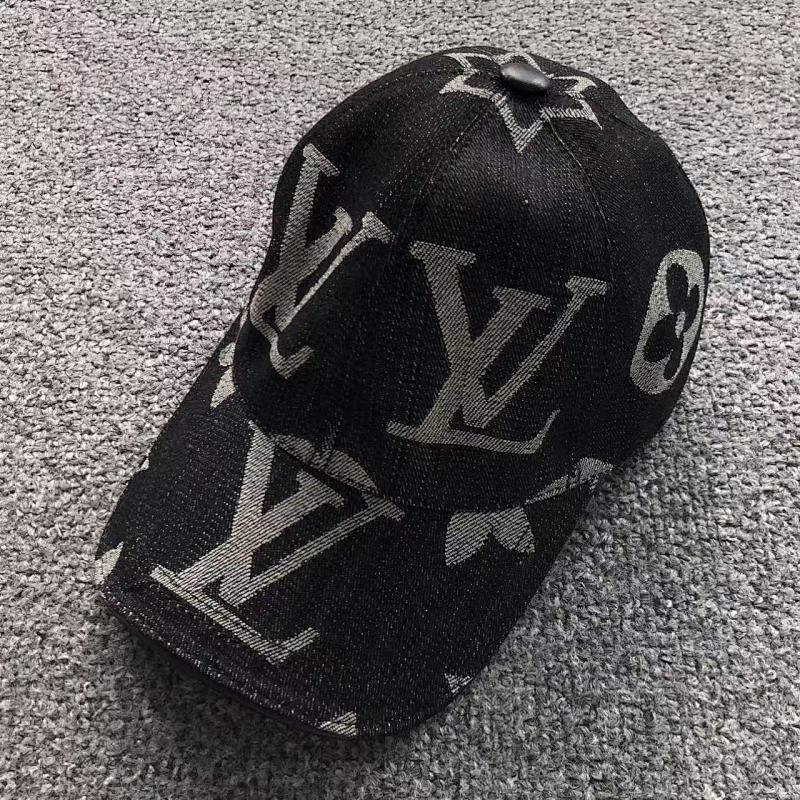 LOUIS VUITTON HATS (14)