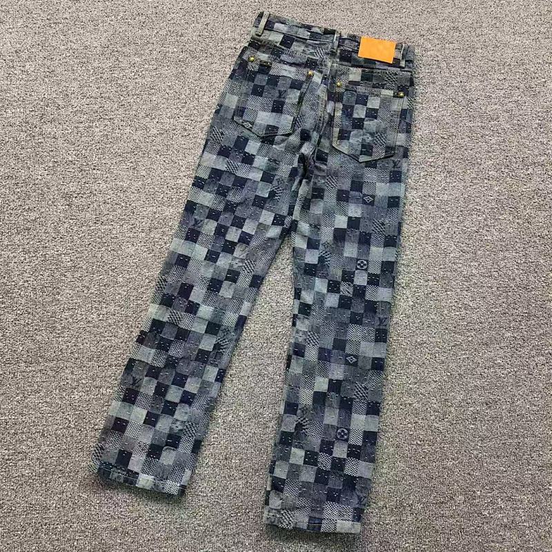 LOUIS VUITTON PANTS (139)