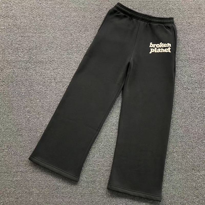 BROKEN PLANET PANTS (20)