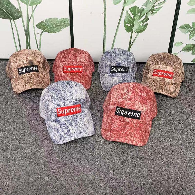 SUPREME HATS (10)