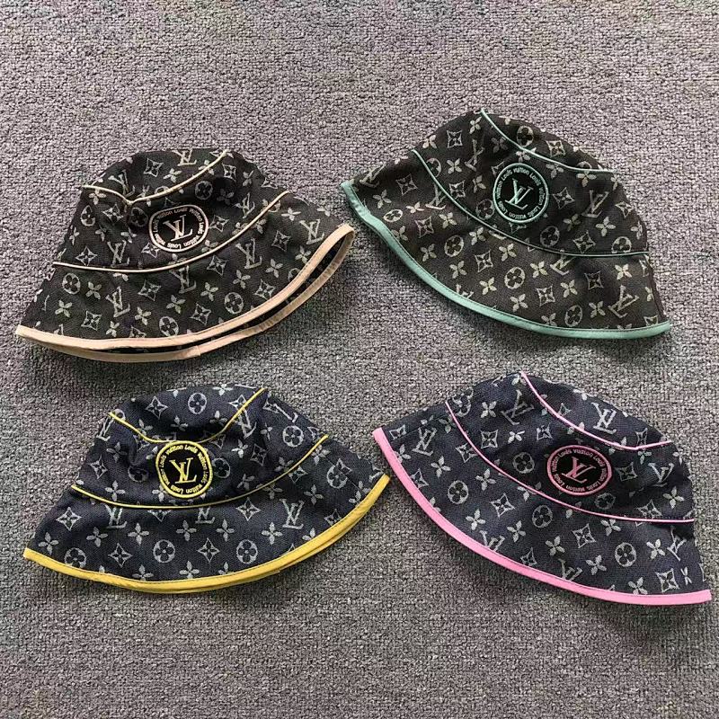 LOUIS VUITTON HATS (37)