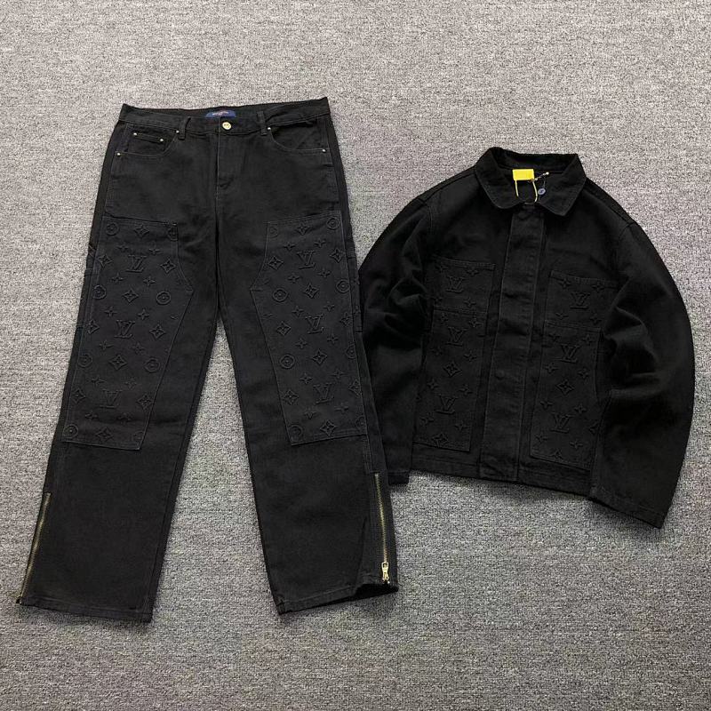 LOUIS VUITTON PANTS (179)