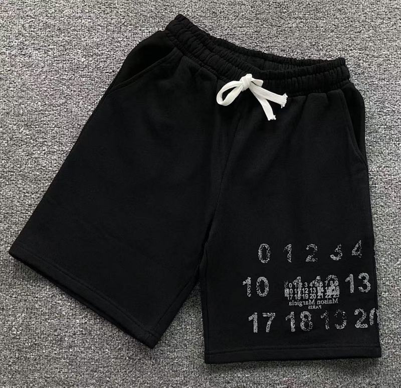 MAISON MARGIELA SHORTS (3)