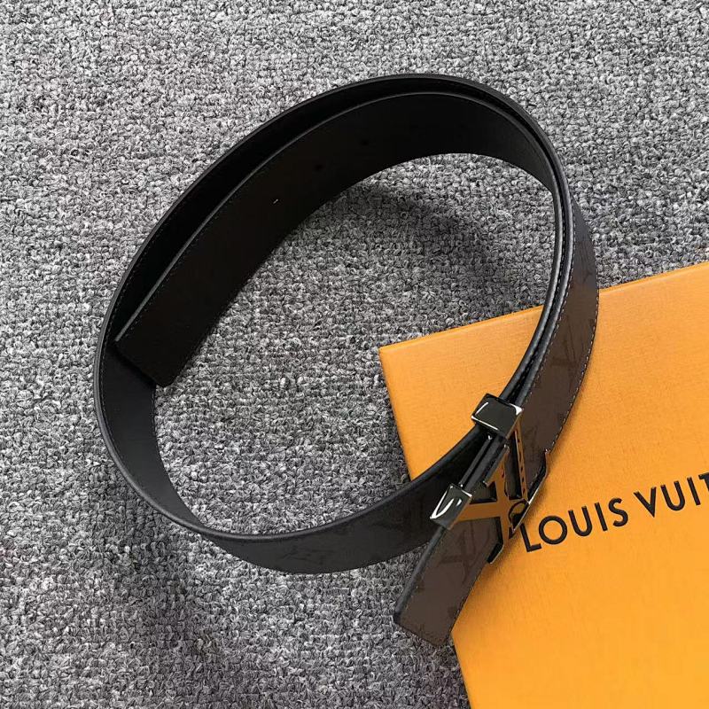 LOUIS VUITTON BELTS (12)
