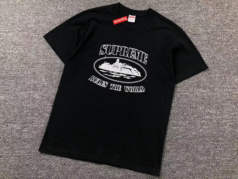 SUPREME TSHIRTS (231)