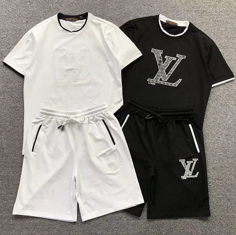 LOUIS VUITTON TSHIRTS (327)