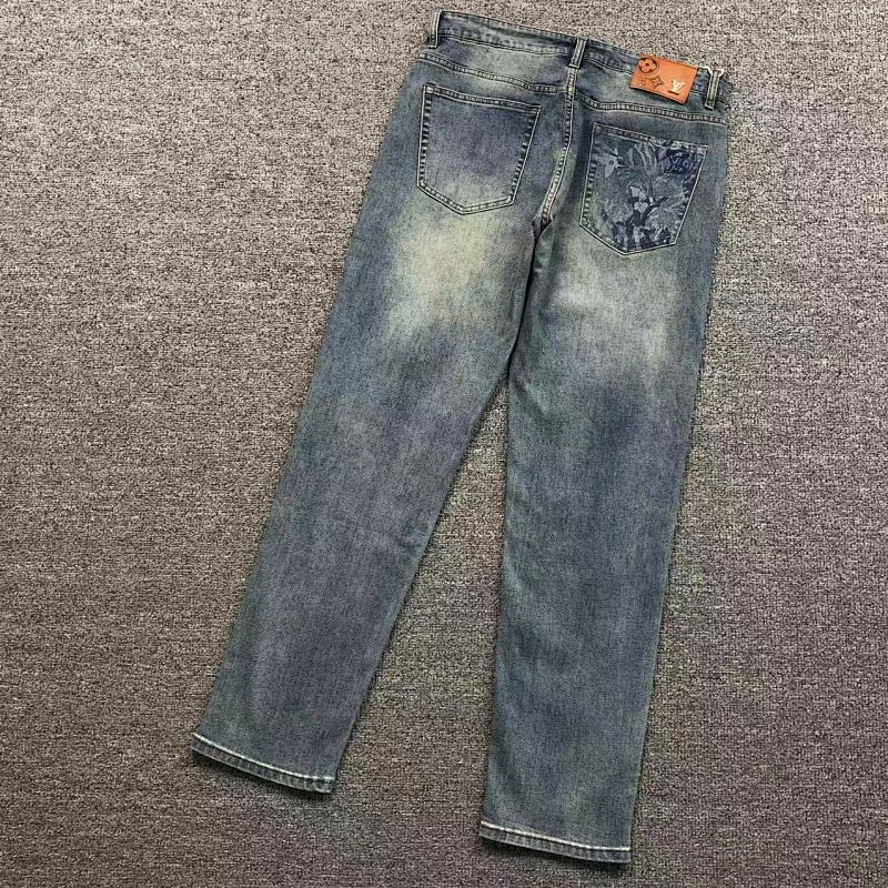 LOUIS VUITTON PANTS (3)