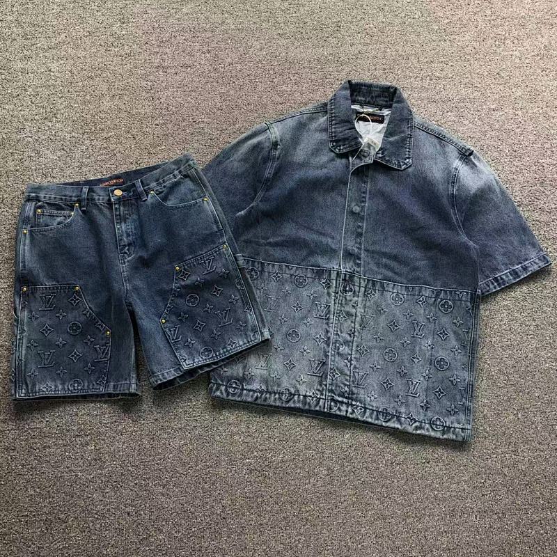 LOUIS VUITTON TSHIRTS (181)