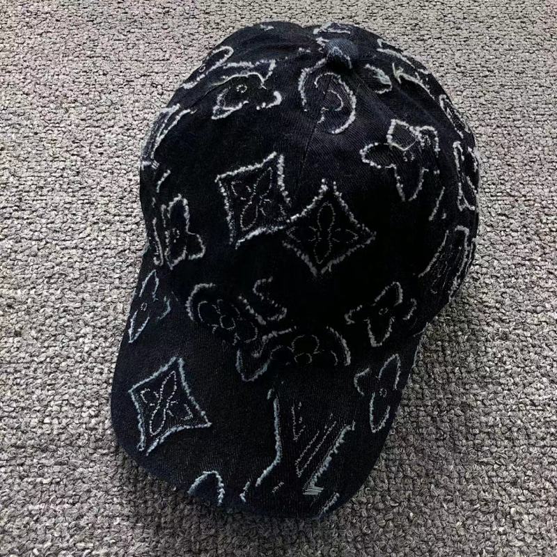 LOUIS VUITTON HATS (11)