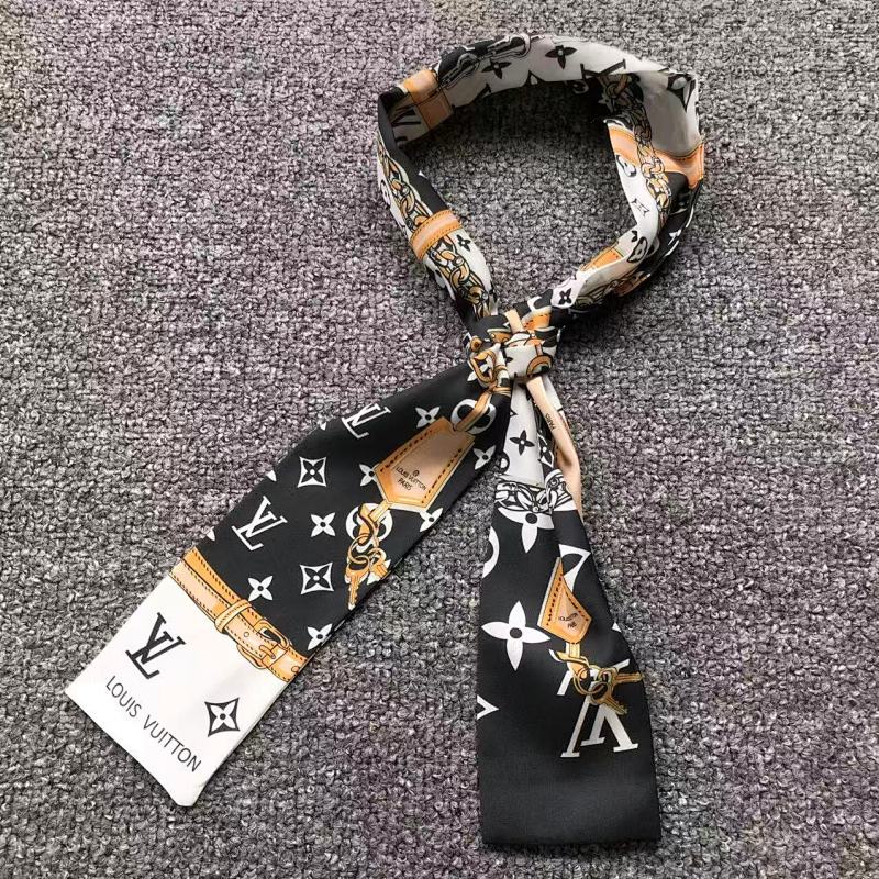 LOUIS VUITTON SCARVES