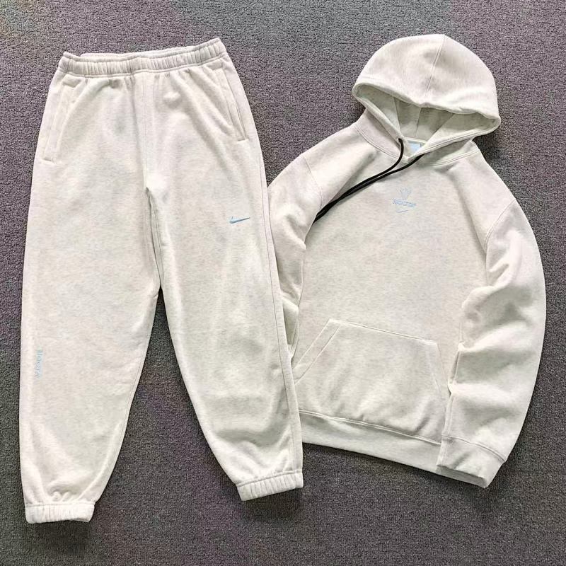 NIKE HOODIES (26)