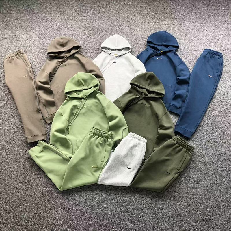 NIKE HOODIES (95)