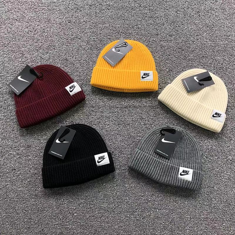 NIKE HATS (9)