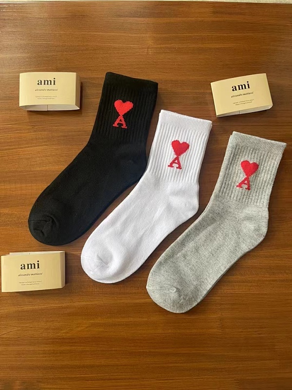 AMI SOCKS (5)