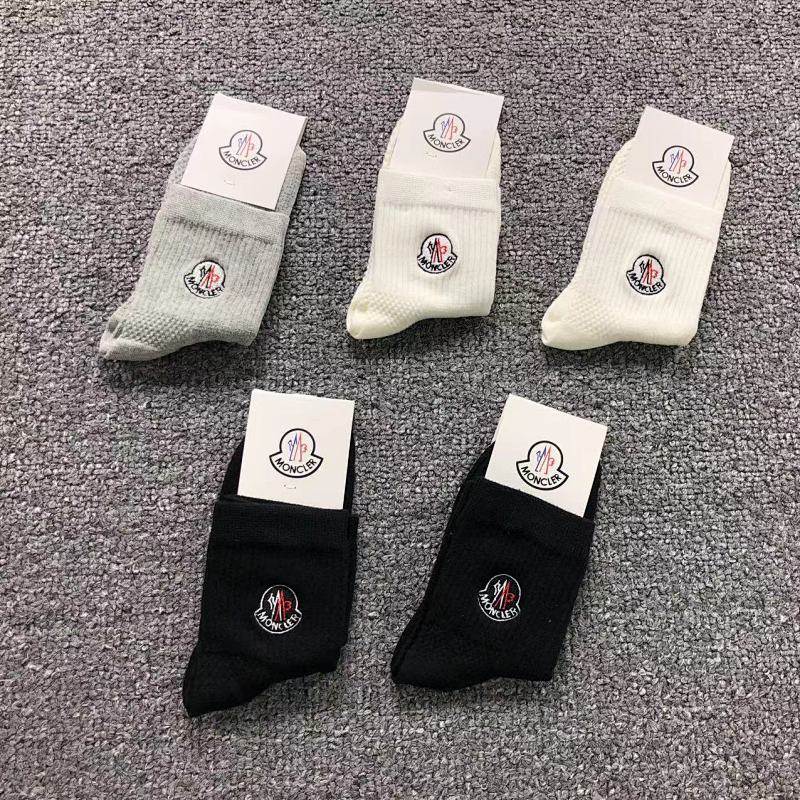 MONCLER SOCKS (2)