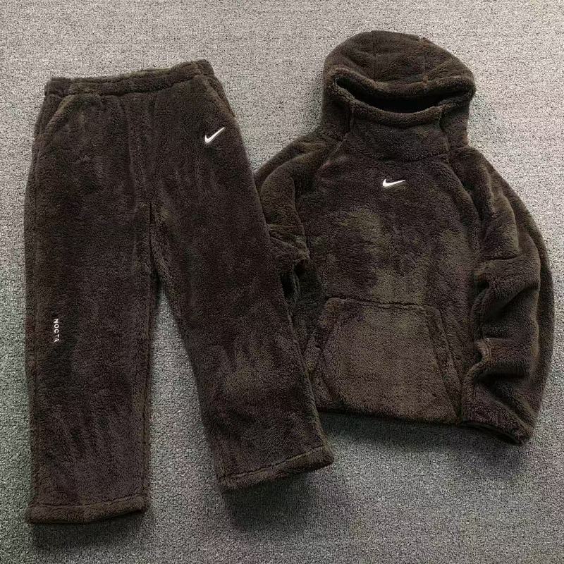 NIKE PANTS