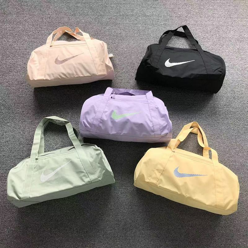 NIKE BAGS (3)