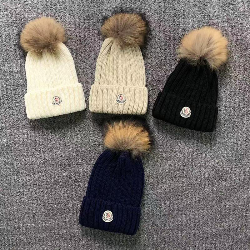 MONCLER HATS (10)