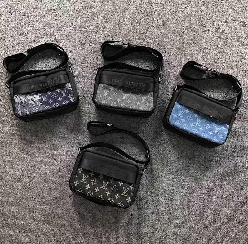 LOUIS VUITTON BAGS (2)