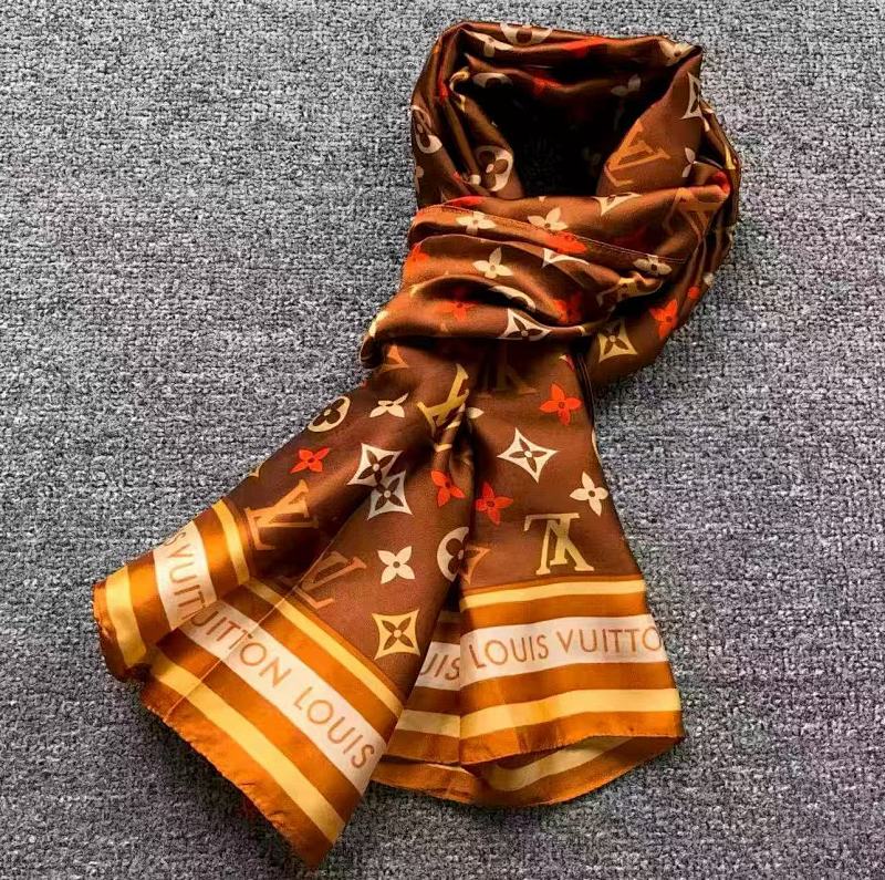 LOUIS VUITTON SCARVES