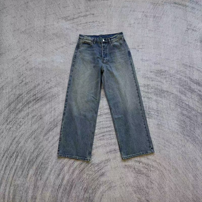 AKIMBO JEANS