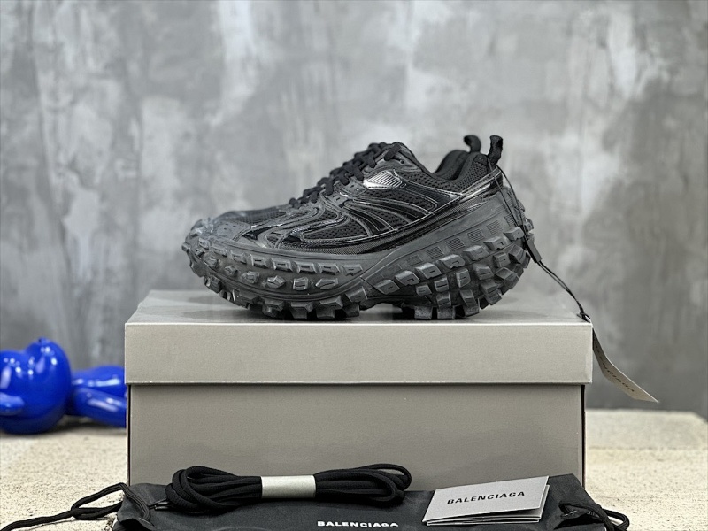 BALENCIAGA SNEAKERS (683)