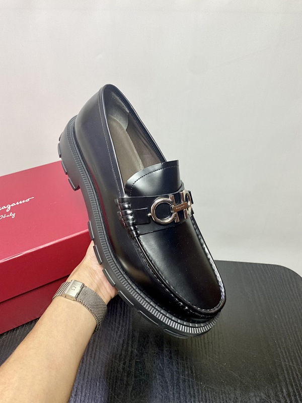 FERRAGAMO SHOES (29)