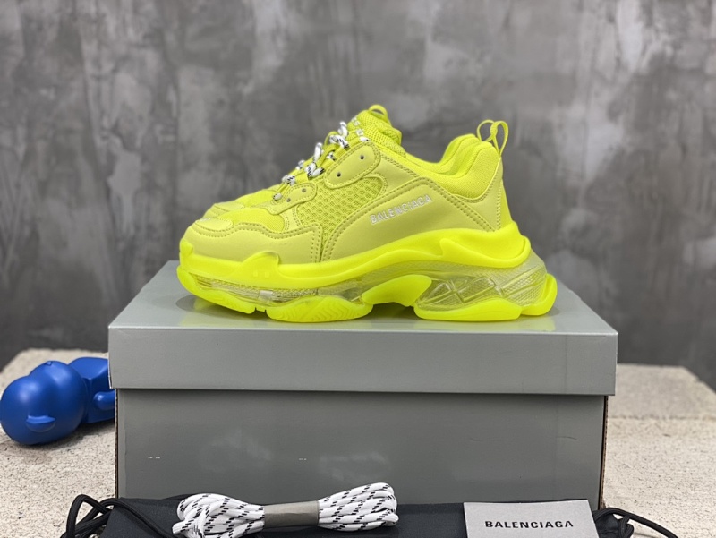 BALENCIAGA SNEAKERS (526)