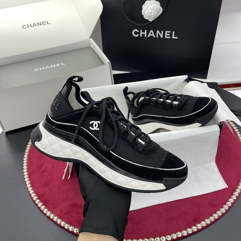 CHANEL SHOES (104)