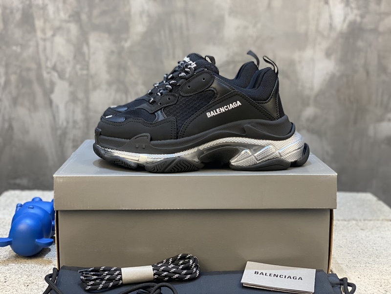 BALENCIAGA SNEAKERS (539)