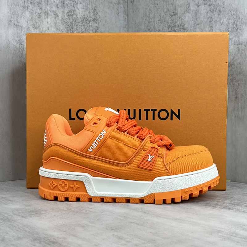 LOUIS VUITTON SHOES (712)