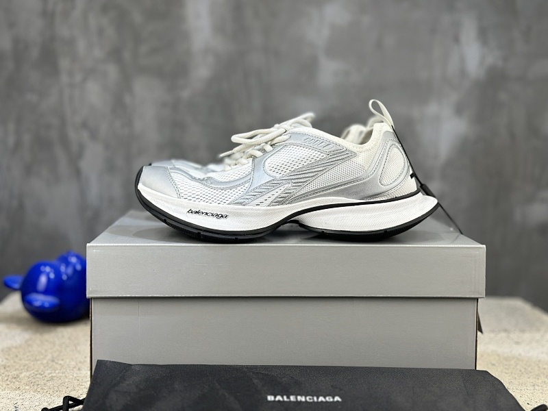 BALENCIAGA SNEAKERS (158)
