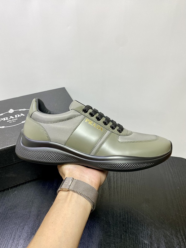 PRADA SHOES (395)