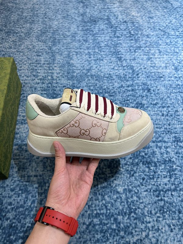 GUCCI SHOES (111)