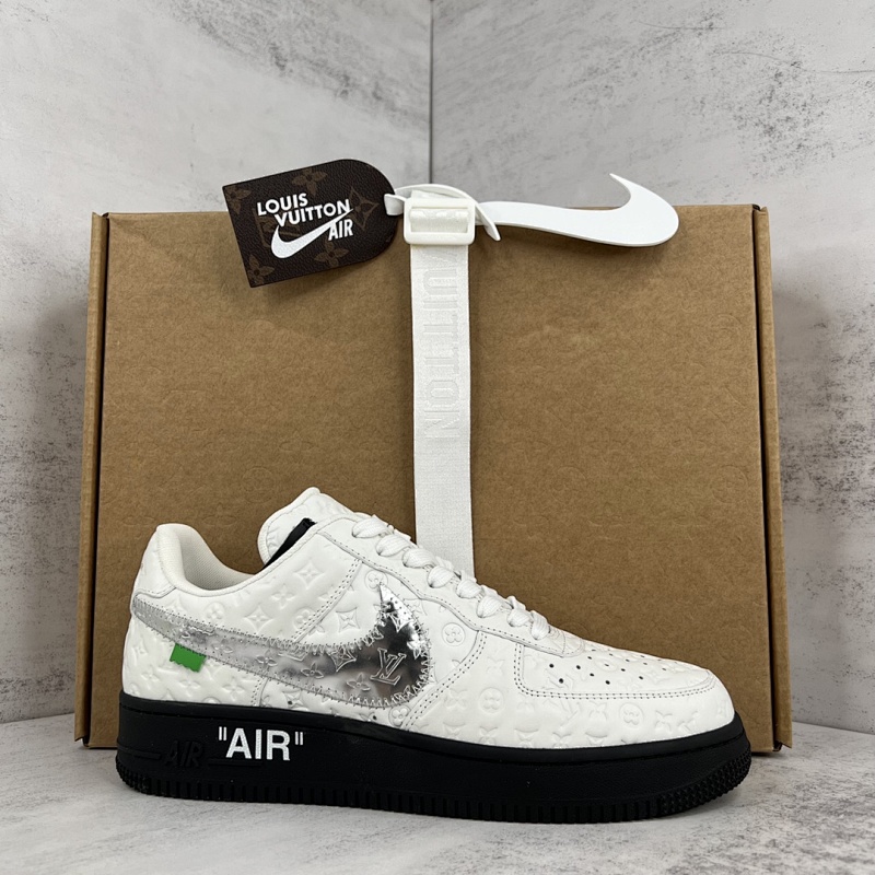 LOUIS VUITTON SHOES (477)