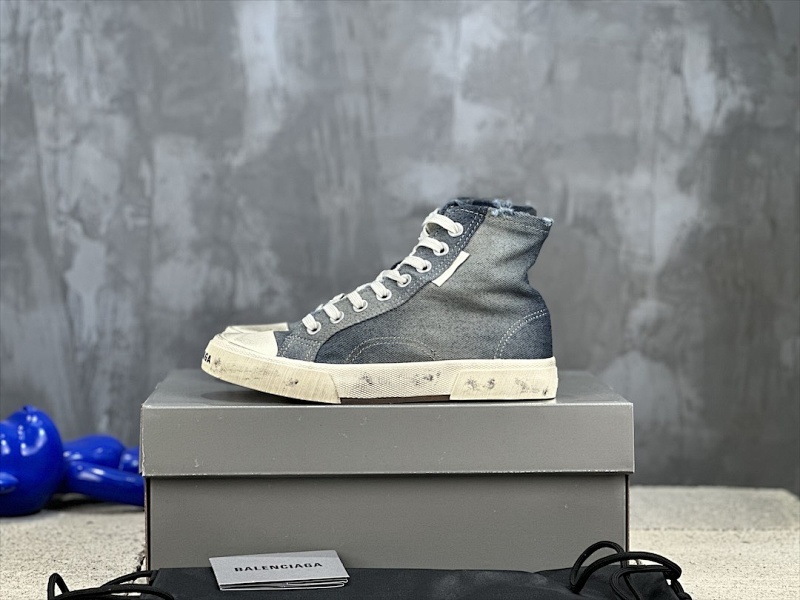 BALENCIAGA SNEAKERS (696)