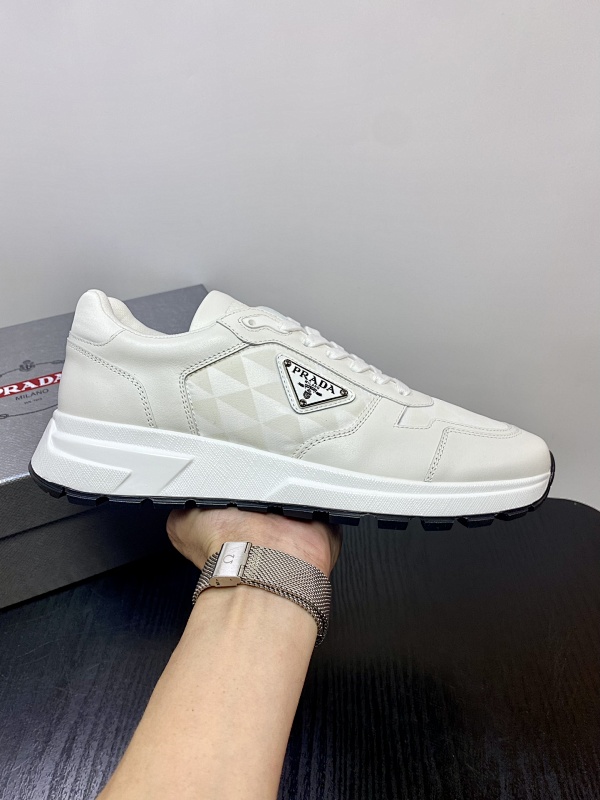 PRADA SHOES (384)
