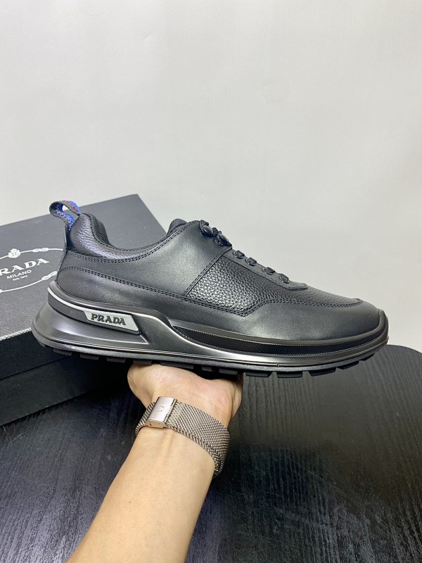 PRADA SHOES (368)