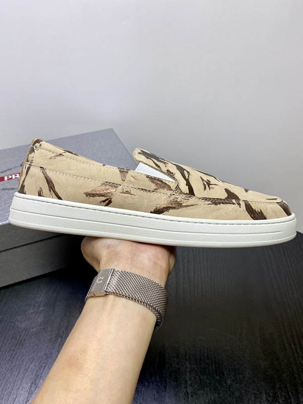 PRADA SHOES (578)
