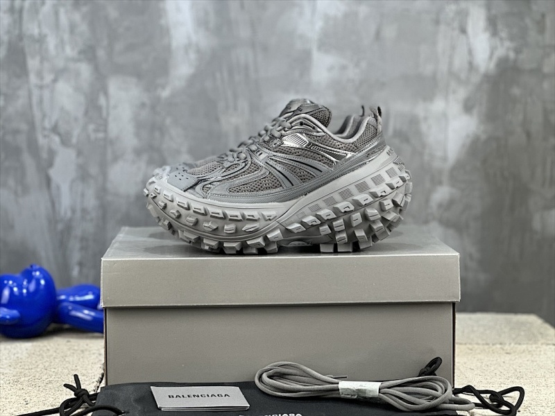 BALENCIAGA SNEAKERS (673)