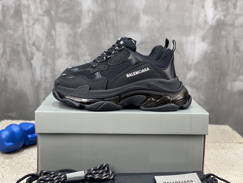 BALENCIAGA SNEAKERS (533)