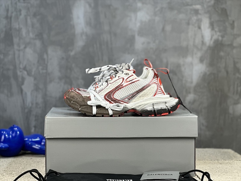 BALENCIAGA SNEAKERS (194)