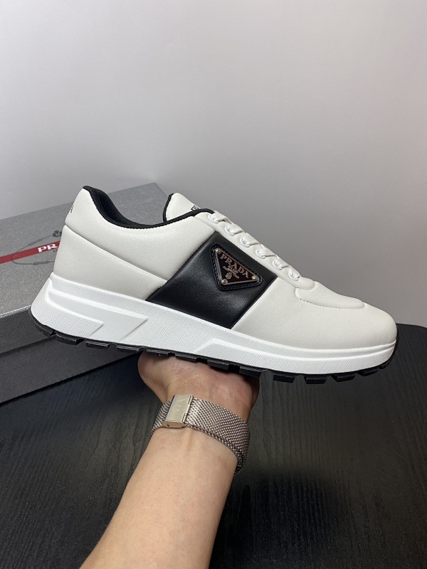PRADA SHOES (398)
