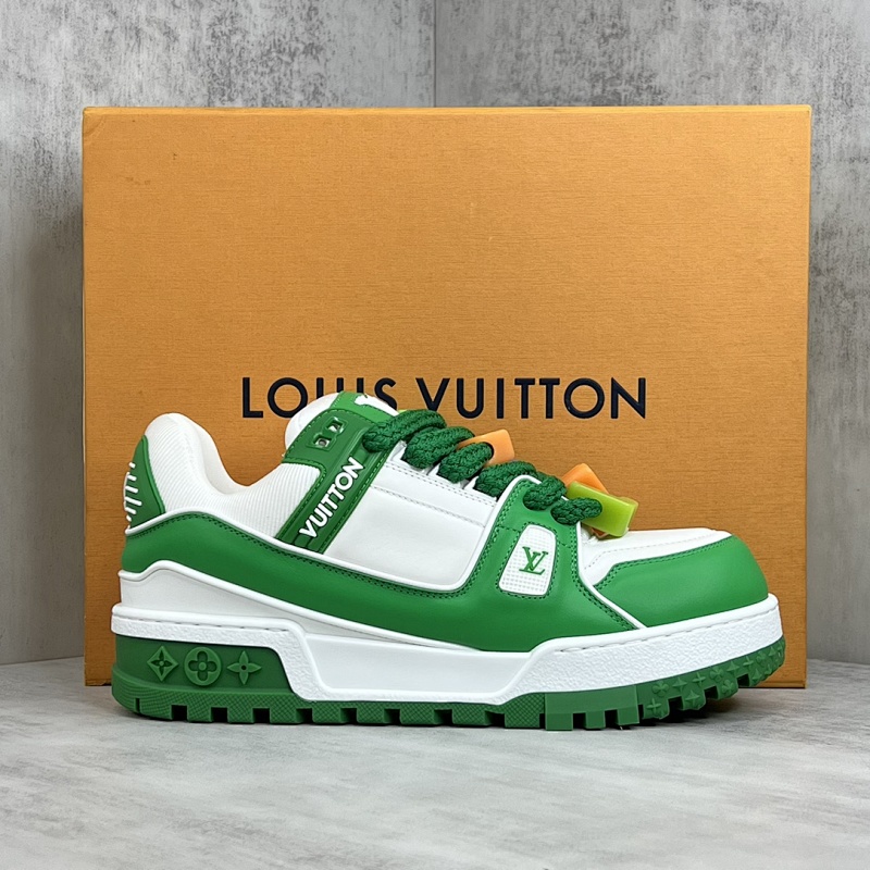 LOUIS VUITTON SNEAKERS (710)