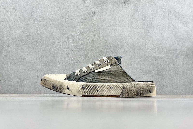 BALENCIAGA SNEAKERS (381)